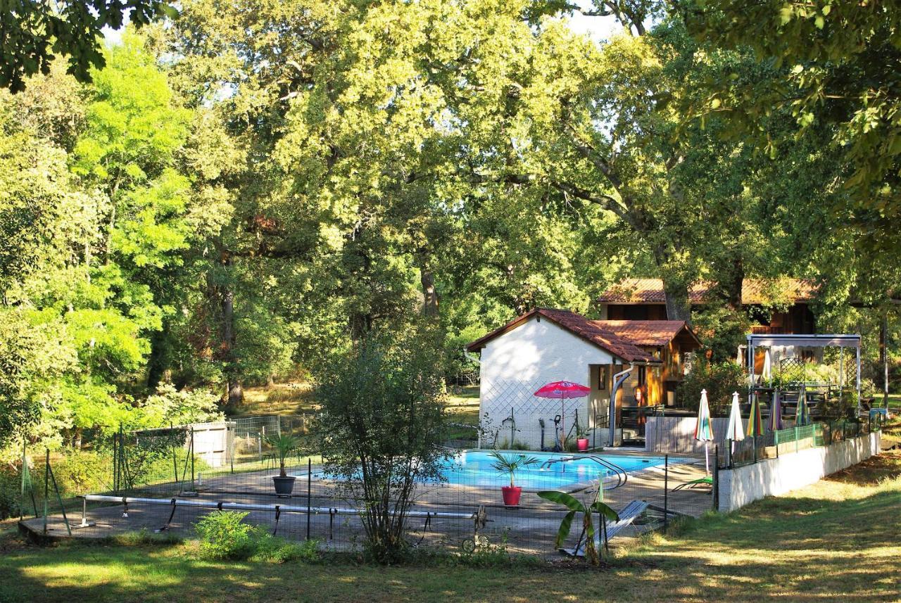 Les Chalets Du Gelat, Nature Et Calme Noaillan 外观 照片